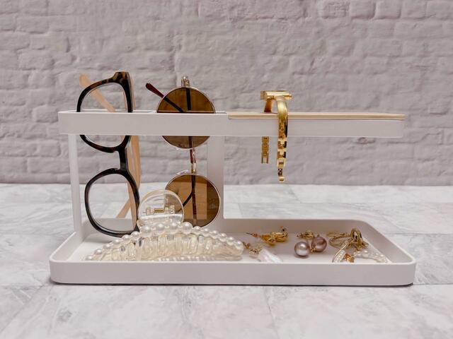 【山崎実業：towerシリーズ】アクセサリースタンドとして