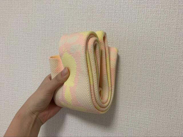 生地が厚いため、畳んで持ち歩くのにはあまり向いていないかも…【タリーズコーヒー×LOONEY TUNES】コラボグッズ「ジャガードトート（トゥイーティー）」1,980円（税込）