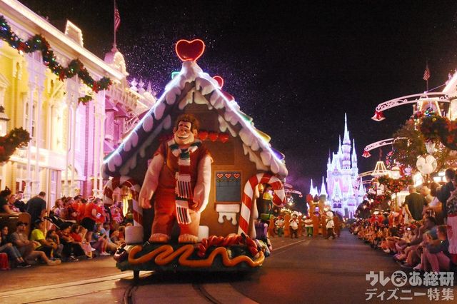 シュガーラッシュからラルフとヴァネロペも登場!ラルフのフロートはお菓子の家がモチーフです!