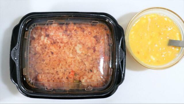 【カルディ レンジでオムライス】チキンライスは8~9割の完成度といった印象