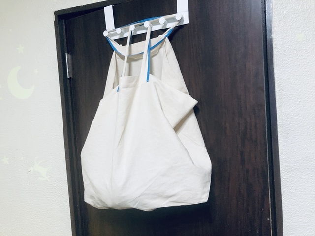 【イケアアイテムでドア掛け収納】高いところに掛けておけるので子どものいたずら防止にも