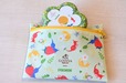 【「ゴディバ meets ピクミン」コレクション】中くらいのサイズのポーチには、4粒入りのアソート缶も入ります！