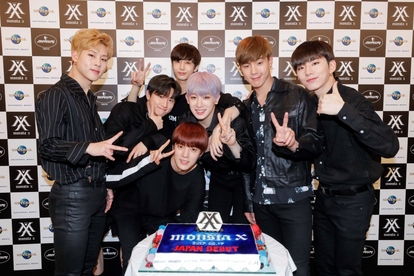 MONSTA X】日本デビュー会見「この日を待っていた。幸せ」 日本で休み