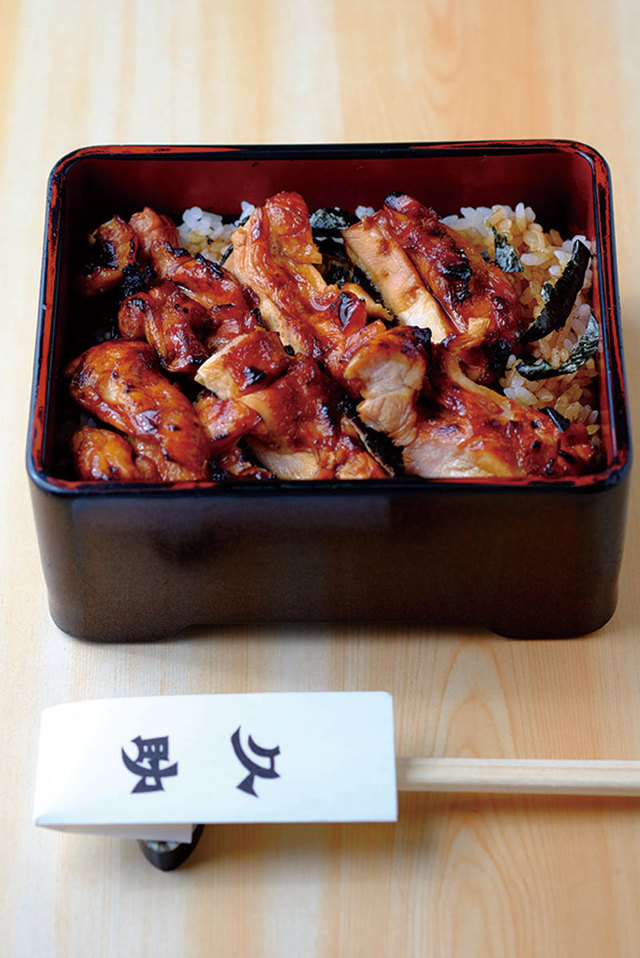 和食・やきとり 久助（人形町）　ランチの焼き鳥重870円