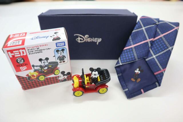 オリジナルネクタイ&限定デザインミニカー ギフトボックスセット 5,390円