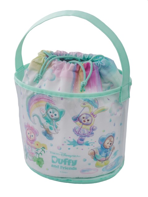 「ダッフィー＆フレンズのビューティフル・レイニーデイズ」スーベニアランチケース