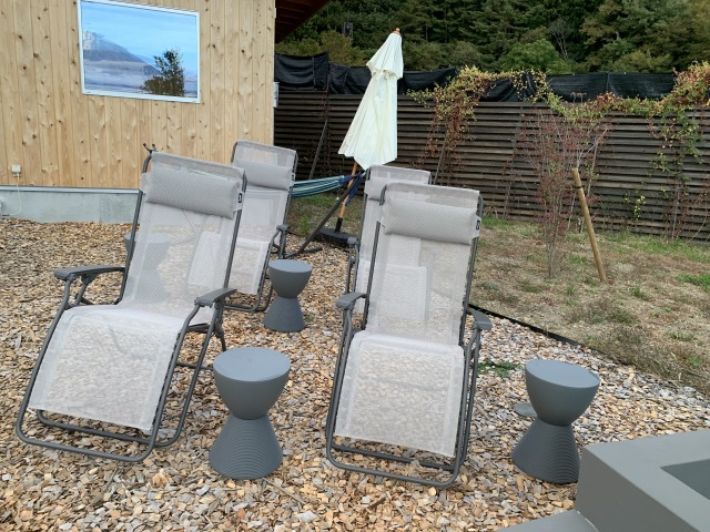 のんびり座って富士山を眺めながらととのえる