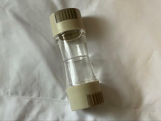 【3COINS＋plus 定量調味料ボトル】スリムでシンプルなデザイン