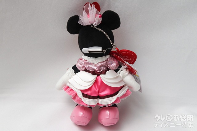 ぬいぐるみバッジ（テーブル・イズ・ウェイティング） 2500円