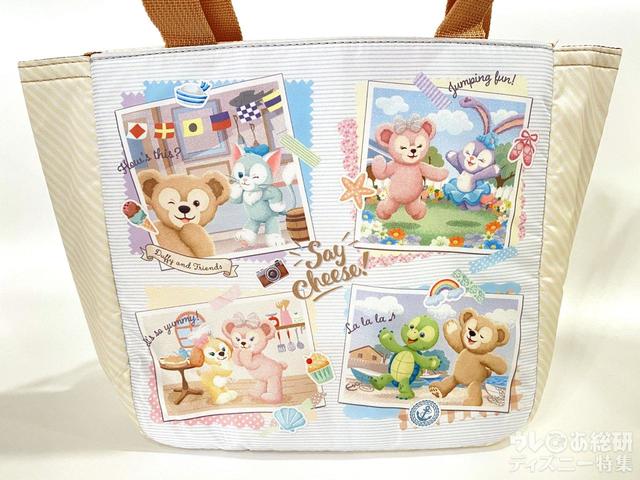 「ダッフィー&フレンズのSay cheese!」スーベニアランチケース