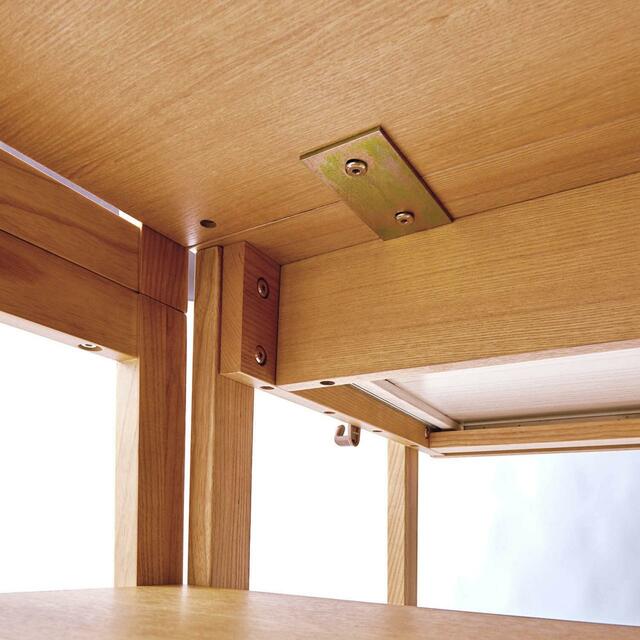 タモ材の収納にこだわったラック付き学習机 ＜幅80／幅100cm＞｜￥ 59,900～72,900 （税込）