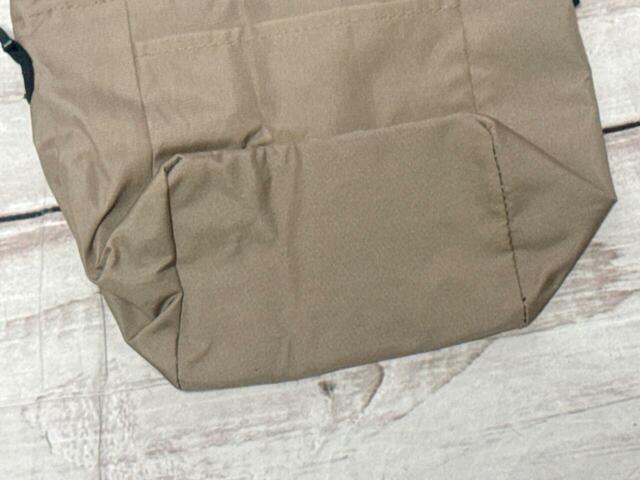 マチが広いため、たくさん入ります