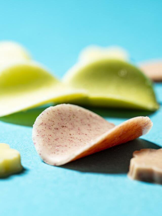 「ペタル桜彩華」＜価格：4,850円（税込）＞【至福のスイーツ大集合！JR東京駅「グランスタ東京」銀の鈴エリアに新商品を含む“とっておきスイーツ”が続々登場！】