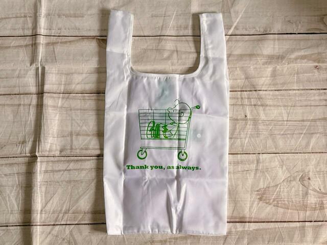背面にも注目！