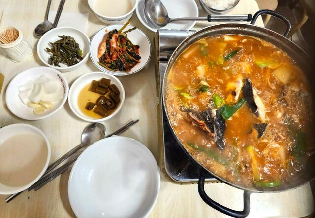 「チェ・ウネ スンデクッ」の魚チゲ