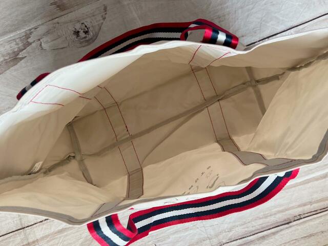 裏はPVC貼加工がされています