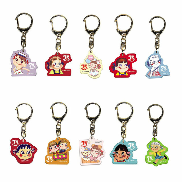 【不二家ペコちゃん POPUP】アクリルチャーム（ペコちゃん75thデザイン・各税込660円）※ランダム全10種類。コンプリートセットは税込6,600円