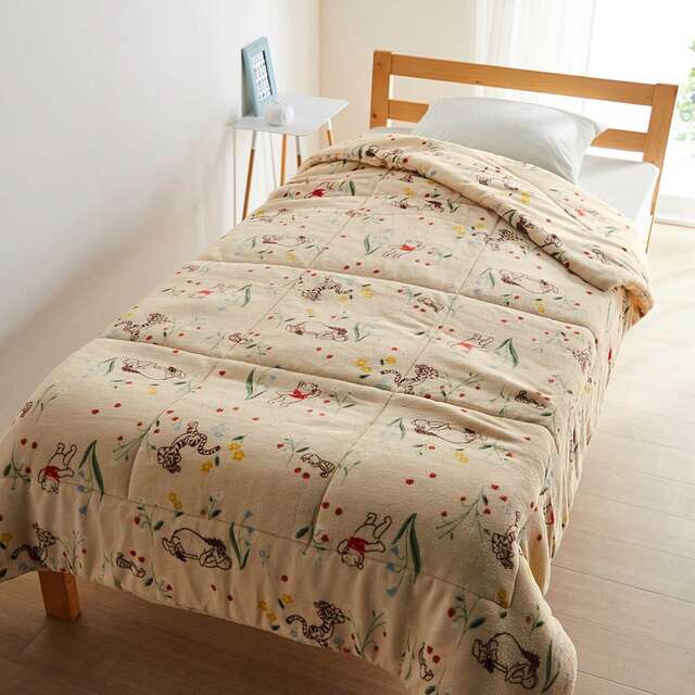 ボリュームわた入り毛布(選べるキャラクター)|¥6,990 (税込)