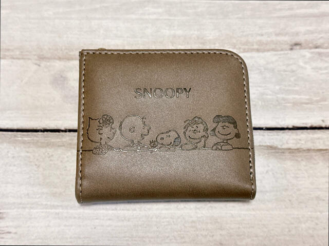 【ファッションセンターしまむら】スヌーピーのお財布「レディース オリサイフ（PEANUTS）」価格：1,419円（税込）