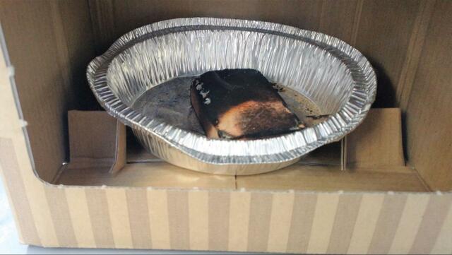 【ソト(SOTO) 燻家 スモークハウス】ウッドを設置してしばし様子見