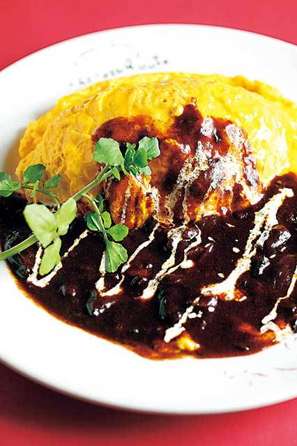 レストラン シャポールージュ（東京／吉祥寺） オムライス 1360円（税別） トロトロの玉子と自家製デミソースの組み合わせがたまらない味わい。