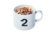 【2foods】「ウィンターショコラチャイティーラテ」（HOT）テイクアウト：629円、イートイン：640円