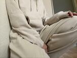 【ユニクロ スウェットギャザーパンツ】コーディネートの幅が広がりそう