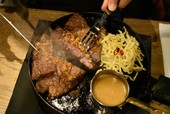 ミディアムレアに焼き上がった!