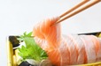【角上魚類「活〆佐渡サーモン刺身」】もっちりとした肉厚感がたまらない…!これは絶対おいしいやつ!