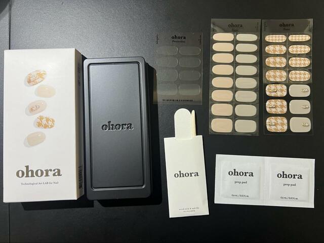 【ohora N Attitude】大人っぽい柄とストーン付きのデザインのセット