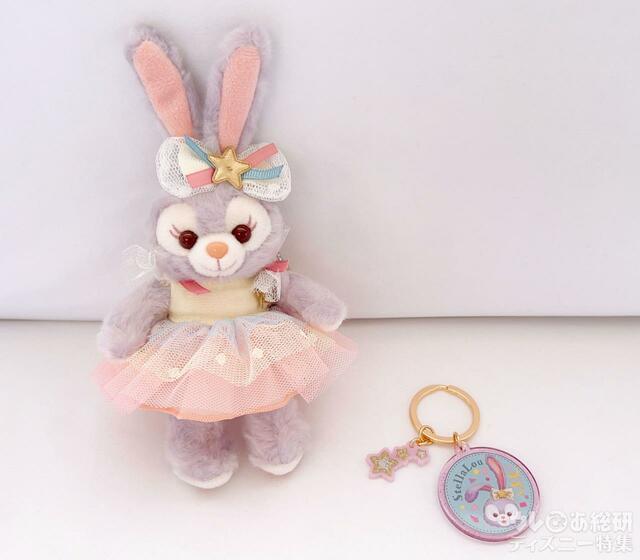 「 ダッフィー＆フレンズのフロム・オール・オブ・アス 」キーチェーンセットとぬいぐるみバッジ