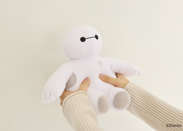 【『Disney ベイマックス もちふわ抱きぬいぐるみBOOK』（宝島社）】マシュマロボディを再現し、やわらかい触り心地にこだわったぬいぐるみ