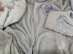 【ナノソイコロイド アプローズプレミアム】使用後：すすぐとファスナー周りの汚れはスッキリ落ち、落ちにくい袖口の汚れもだいぶ薄くなりました