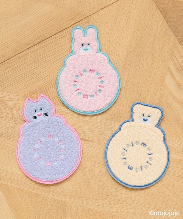 【LOWRYS FARM×mojojojo】「【mojojojo】／ダイカットコースター」950円／ミニキャラクターとロゴの刺繍が施されたオリジナルデザインのコースター