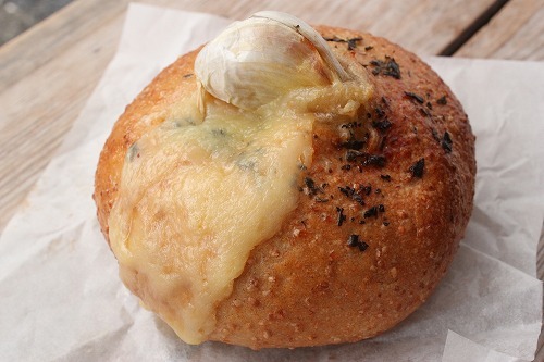 ガーリックブレッド