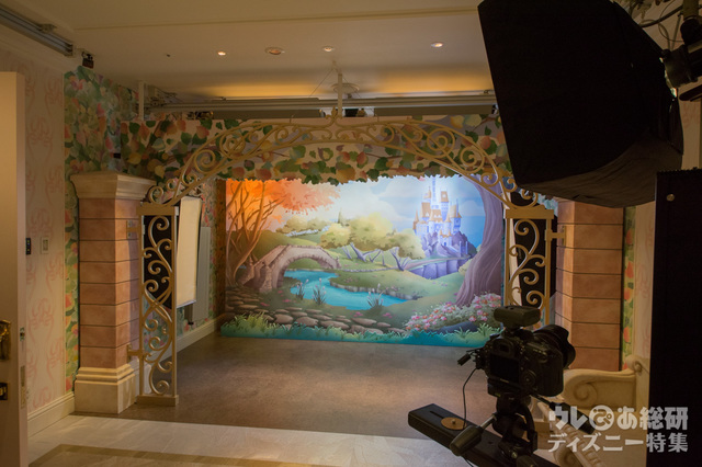 「ビビディ・バビディ・ブティック」フォトスタジオ（ベル）｜東京ディズニーランド ワールドバザール