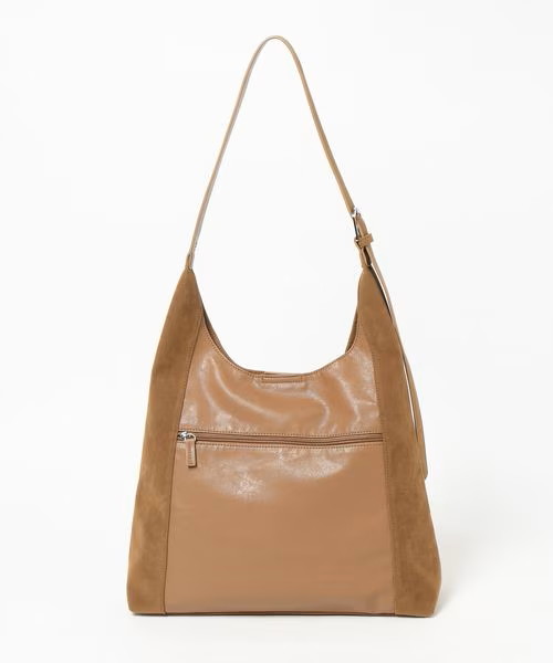 【ローリーズファームの秋冬おすすめバッグランキング 2位】「ヤワラカルイ2WAYショルダーBAG」4,950円(税込)