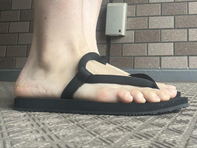 【mont-bell　スリップオンサンダル】足へのフィット感が一般的なサンダルとは違って歩きやすい！