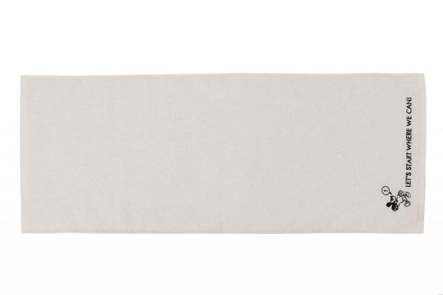 フェイスタオル 2,500円｜東京ディズニーリゾート「LET'S START WHERE WE CAN!」