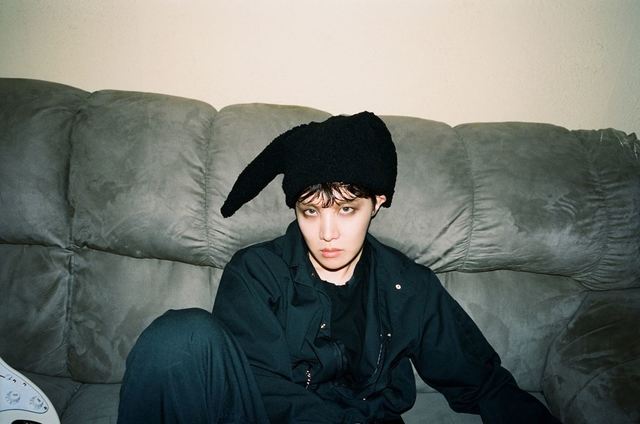 J-HOPE「MORE」コンセプトフォト