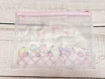 【しろたん×サンリオキャラクターズ フラットポーチ】背面は無地