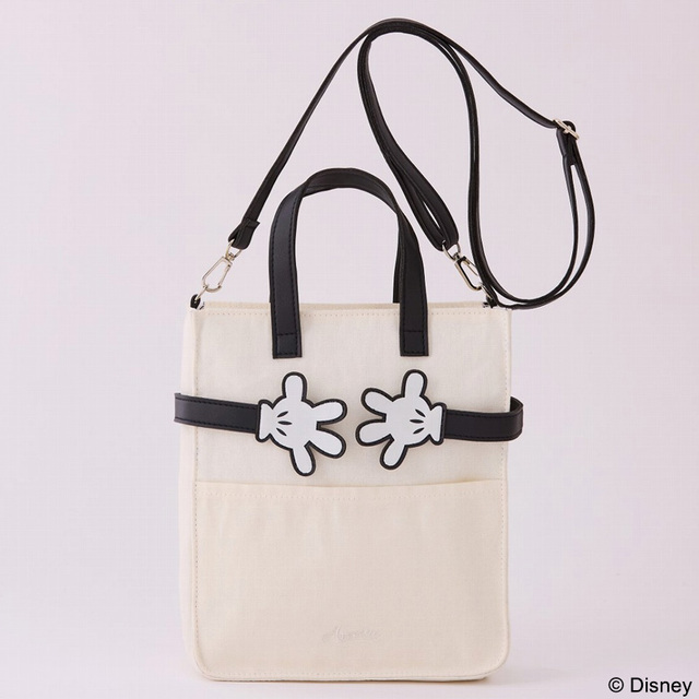 【『Disney ミッキー ショルダーバッグBOOK produced by Areeam』(宝島社)】アリームで大人気の「ミッキー ショルダーバッグ」をキャンバス風素材で仕上げたショルダーバッグ
