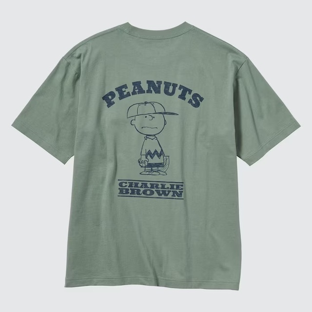 ピーナッツ チャーリー・ブラウンズ・ベースボール・チーム UT グラフィックTシャツ｜1,990円｜ユニクロUT「ピーナッツ チャーリー・ブラウンズ・ベースボール・チーム」コレクション