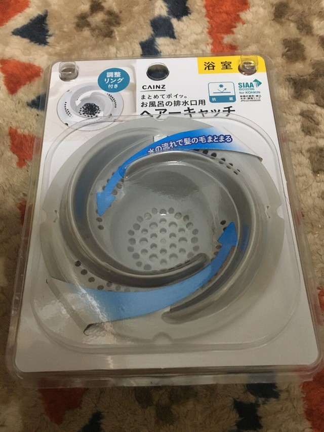 【カインズ】お風呂の排水口ヘアーキャッチ／面倒な排水溝掃除が一瞬で終わる！