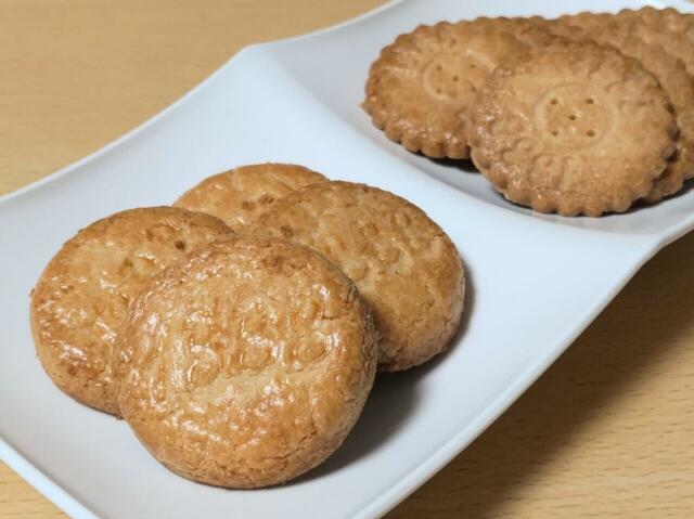 【コストコ La Mere Poulard クッキーアソートボックス 750g 1868円】原材料はほぼ同じだが、それぞれ印象が異なる