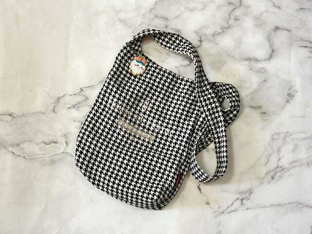 バッグにつけてみました♪