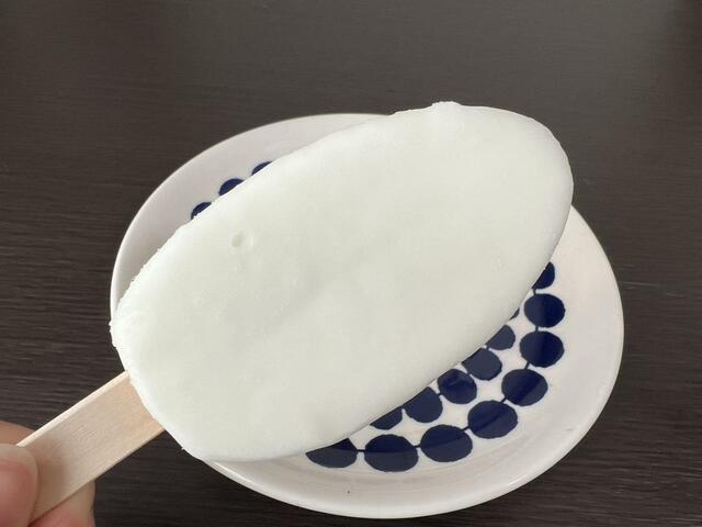 【明治 ブルガリア フローズンヨーグルトデザート】大きすぎず小さすぎずの丁度よい大きさ