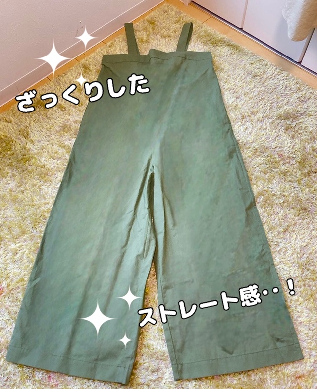 【ユニクロ リネンブレンドサロペット】ざっくりとしたストレート感でジェンダーレスなデザイン！