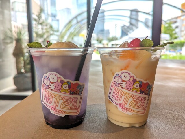 【BT21｜sequence MIYASHITA PARK】ホテル内のカフェ「VALLEY PARK STAND」にて、コラボドリンクも販売