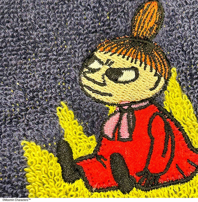 「MOOMIN　ムーミンフェイスタオル（よるのおさんぽ）34×80」1,430円（税込）